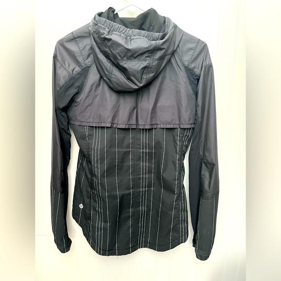 Lululemon Jacket - Picture 3 of 6